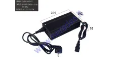 60V BATTERY CHARGER 3950 WAT FOR ELECTRIC MOTOR SCOOTER CITYCOCO ES8008 Fast Charging AC180v-240V Output 67.2V-4.0A for indoor use