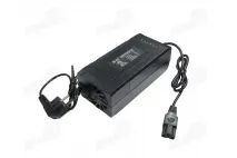 72V 5A Elektrinio motorolerio, keturračio pakrovėjas švino akumuliatoriams