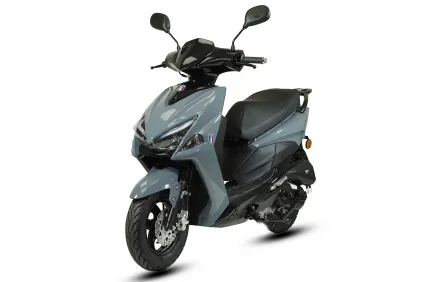 BENZININIS MOTOROLERIS SENLONG FLASH 50CC BENZININIS MOTOROLERIS SENLONG FLASH 50CC
