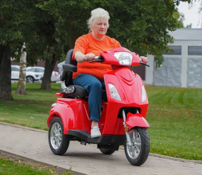 Koks elektrinis triratis man tinkamiausias?