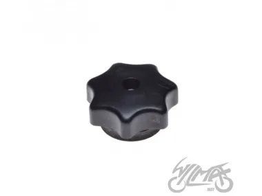 NUT, ENGINE COVER SR