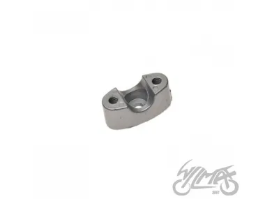 BRIDGE, LOWER HANDLEBAR HOLDER LJ50-QT-L