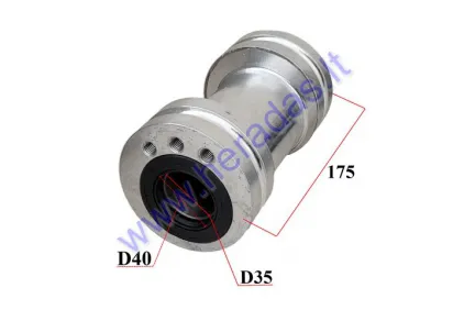 Hub bush for rear drive axle