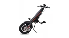 Neįgaliojo vežimėlio treileris, trauktuvas 16 colių ratas, 48V 800W. 12 Ah baterija. Skirtas rankomis varomus neįgaliųjų vežimėlius paversti savaeigiais.