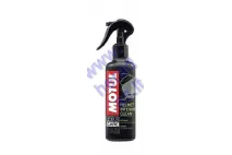 Helmet interior cleaner MOTUL HELMET interior 0.25l